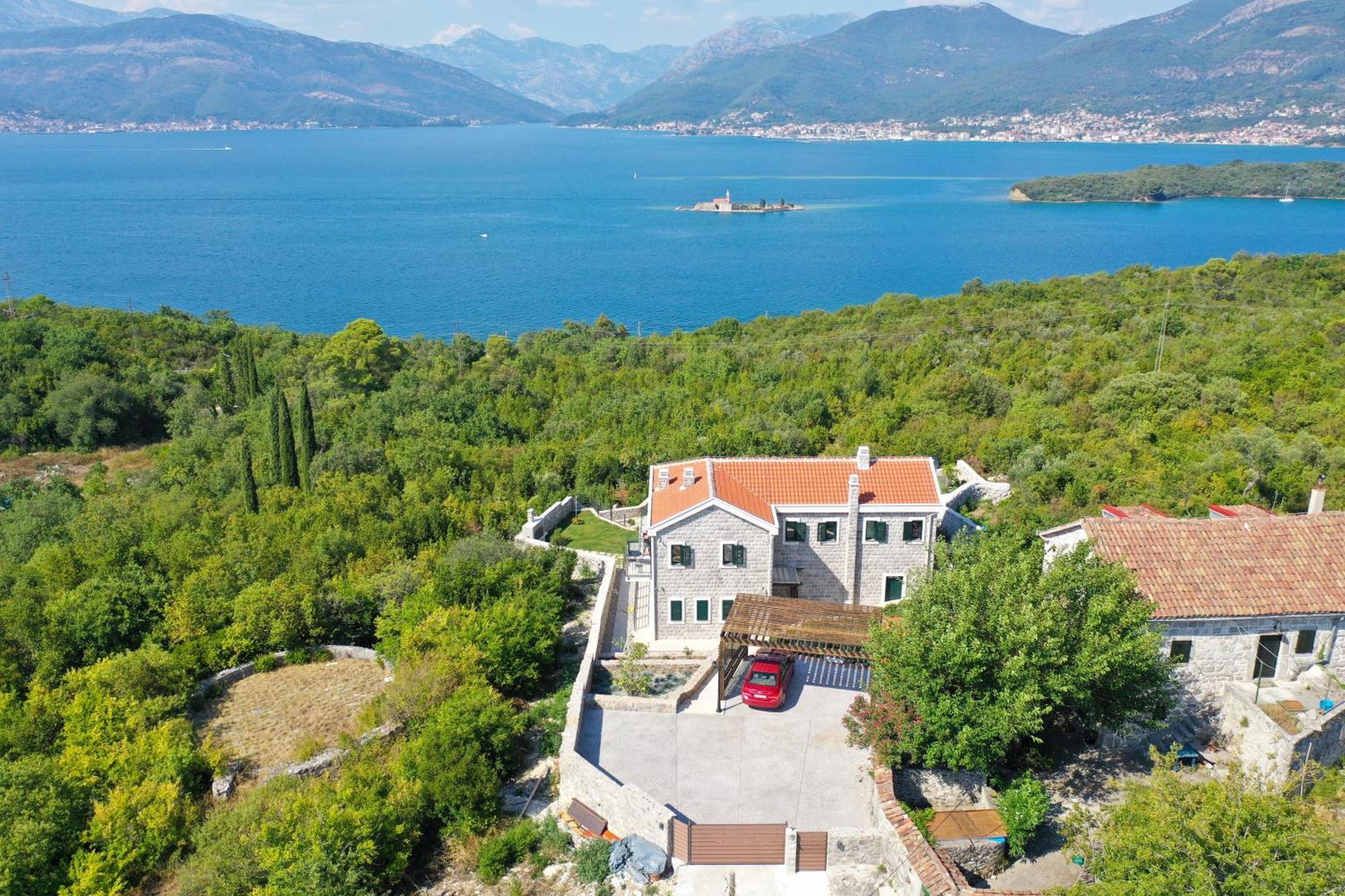 Villa Vista Azzurra 티바트 외부 사진