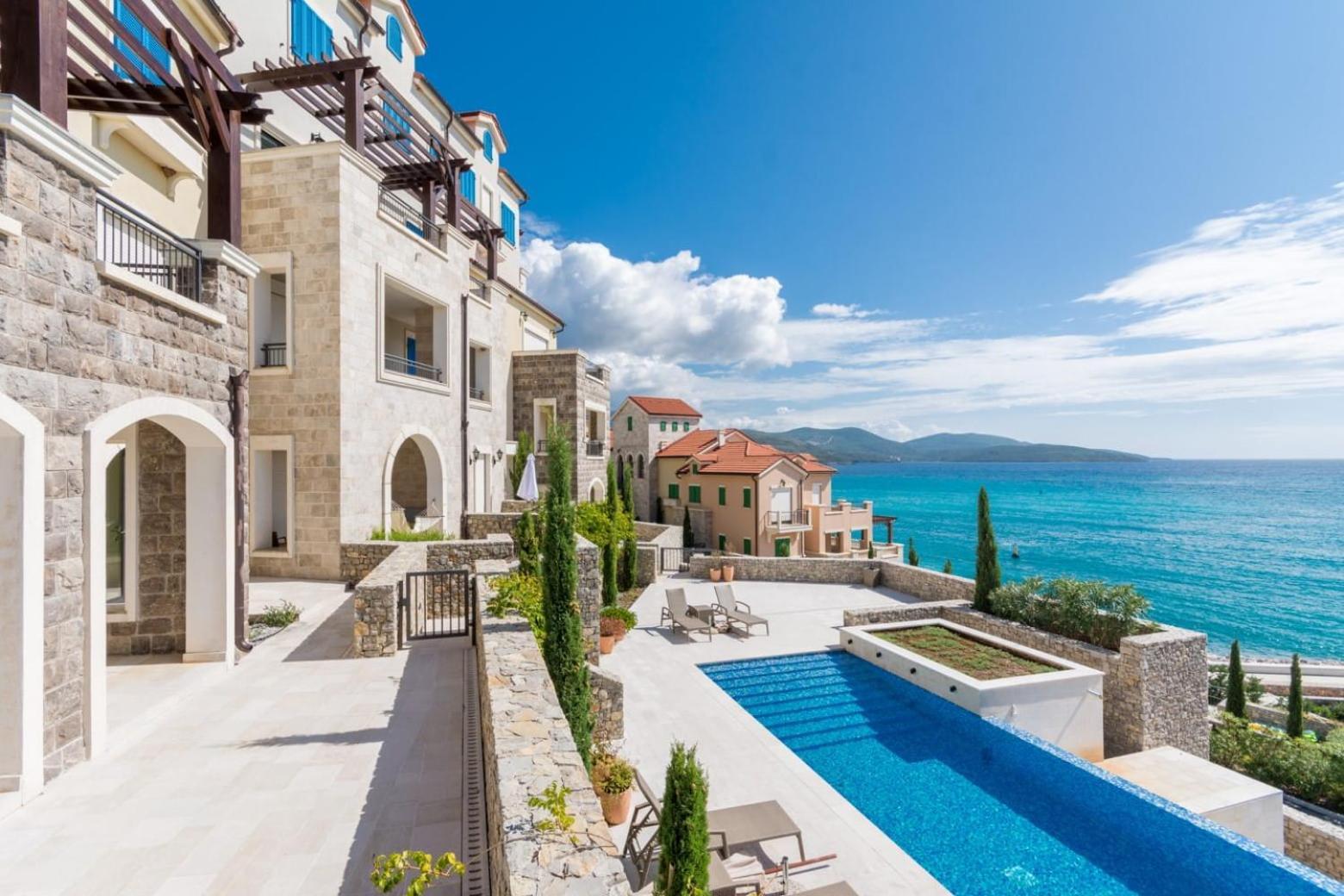 Villa Vista Azzurra 티바트 외부 사진