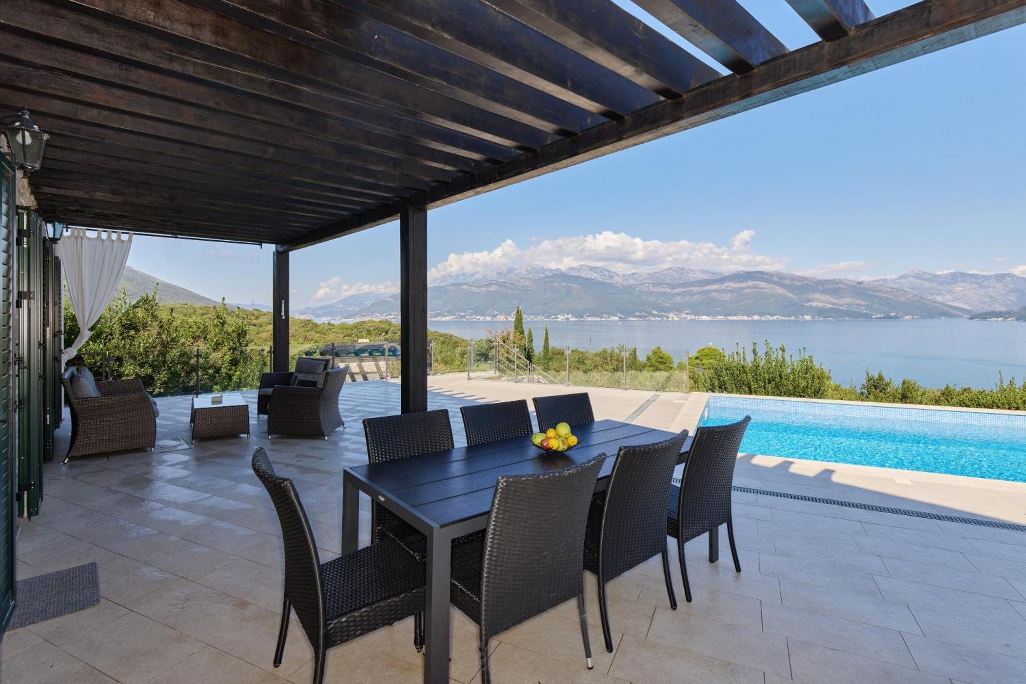 Villa Vista Azzurra 티바트 외부 사진