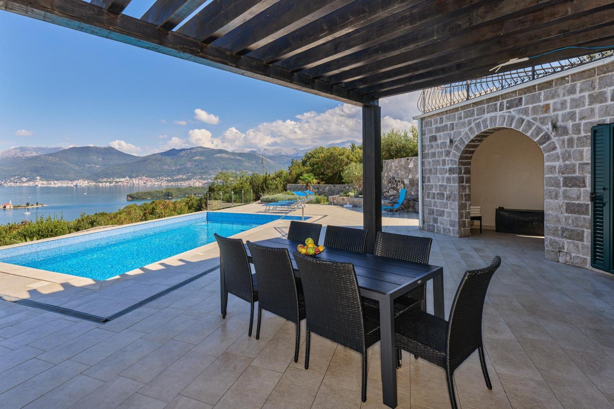 Villa Vista Azzurra 티바트 외부 사진