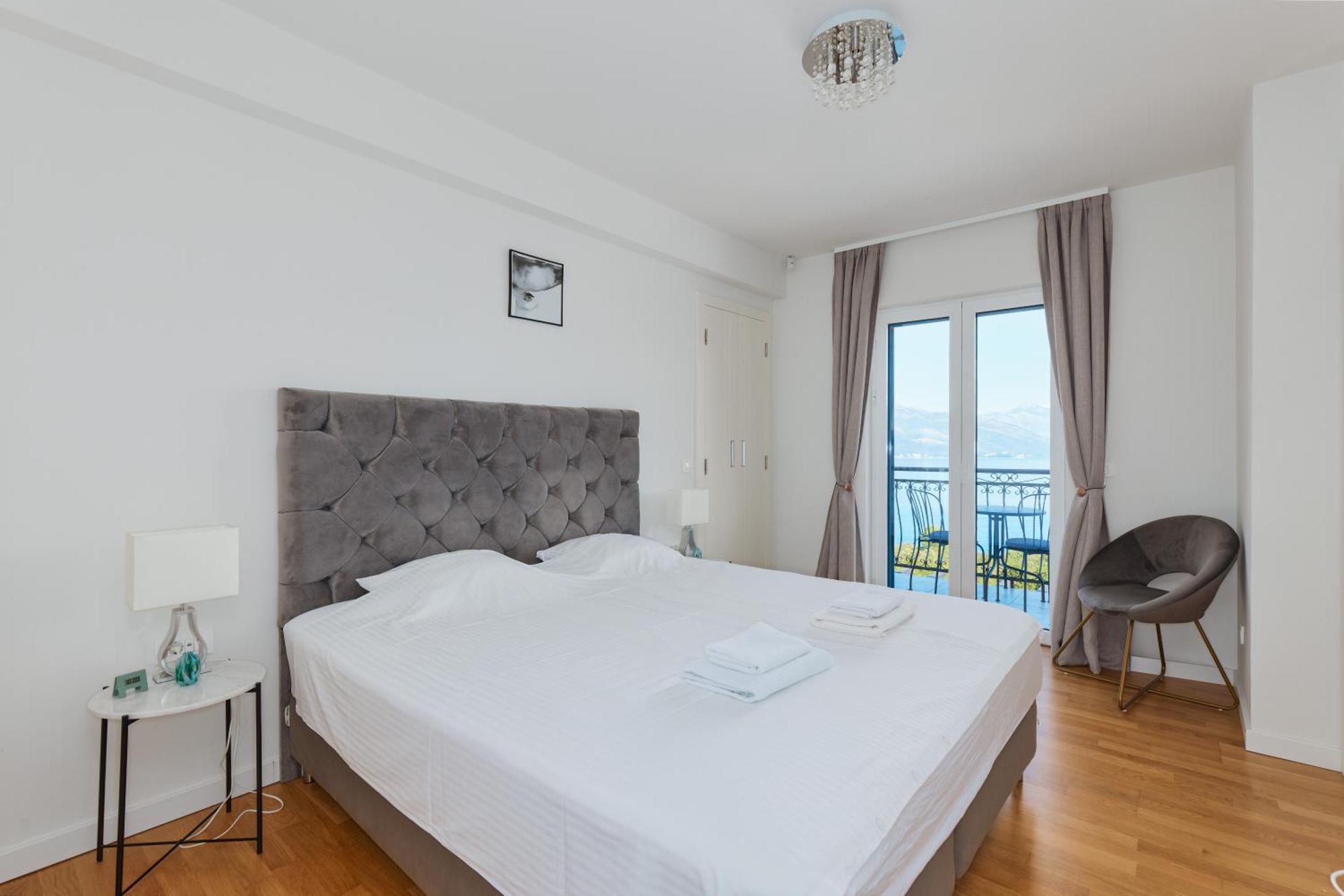 Villa Vista Azzurra 티바트 외부 사진